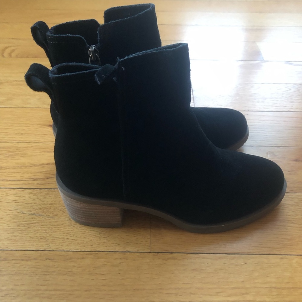 Tom’s leighton suede boot - Picture 3 of 7